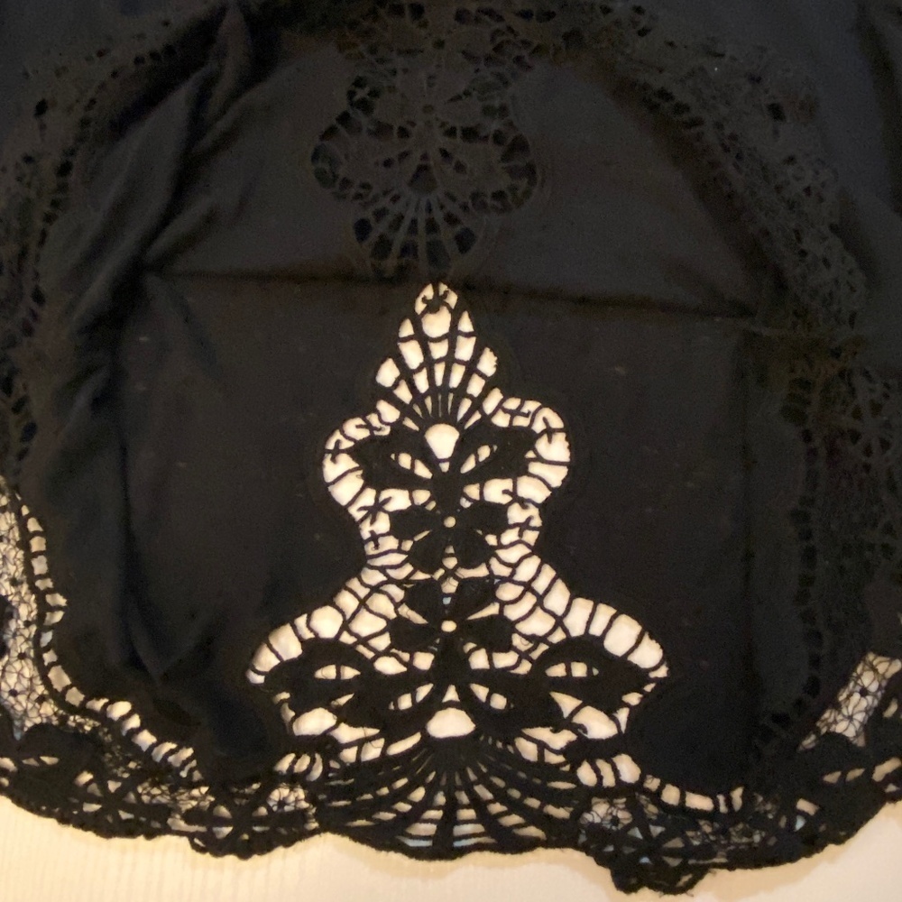 Generation Love New York 100% Linen Black Lace Blouse Tank Top Size Small - Picture 5 of 12